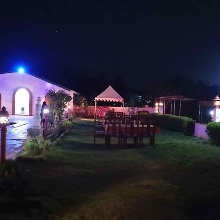Swaraj Resorts Bharatpur Extérieur photo