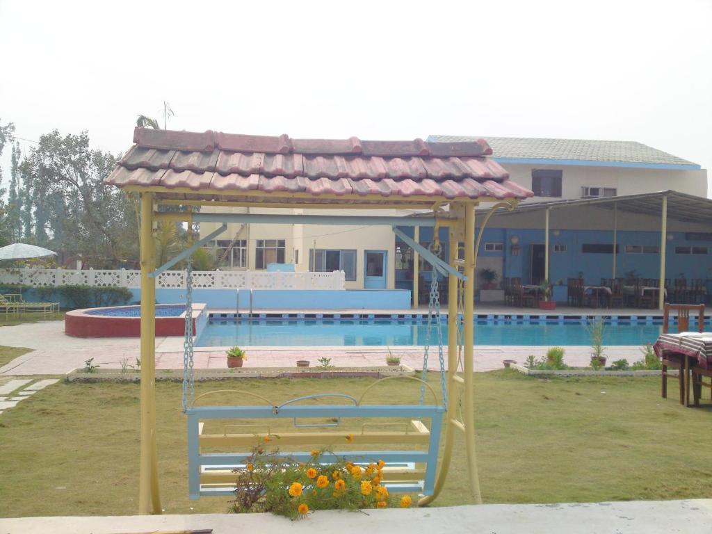 Swaraj Resorts Bharatpur Extérieur photo