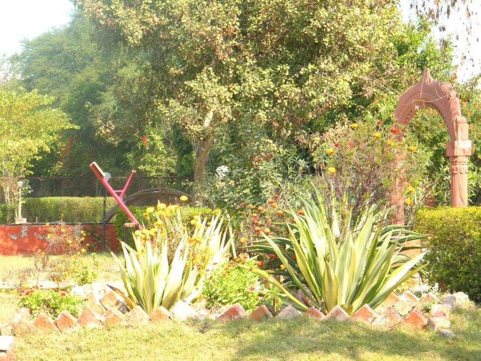 Swaraj Resorts Bharatpur Extérieur photo