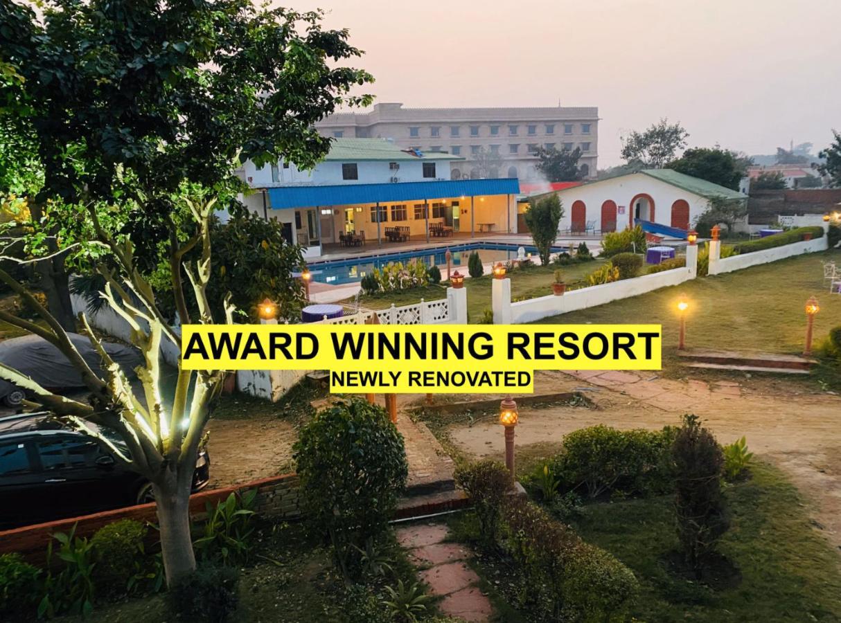 Swaraj Resorts Bharatpur Extérieur photo