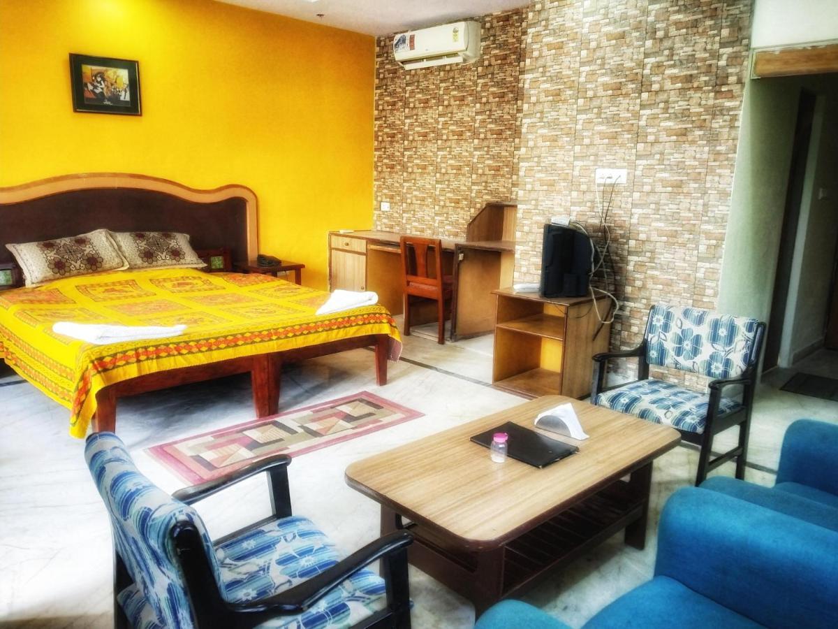 Swaraj Resorts Bharatpur Extérieur photo