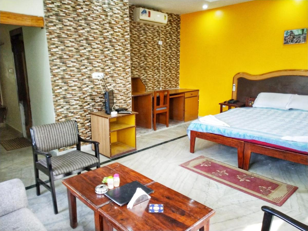 Swaraj Resorts Bharatpur Extérieur photo