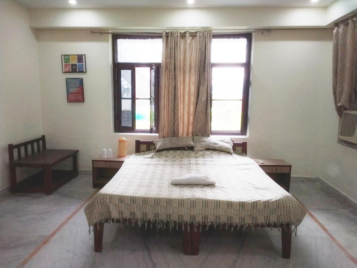 Swaraj Resorts Bharatpur Extérieur photo