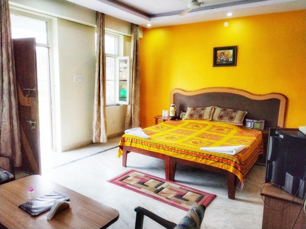 Swaraj Resorts Bharatpur Extérieur photo