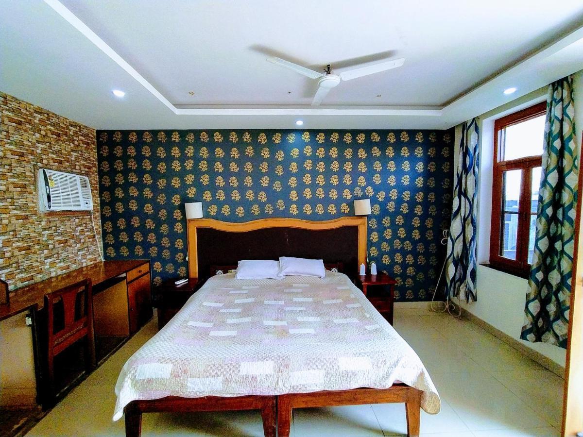 Swaraj Resorts Bharatpur Extérieur photo